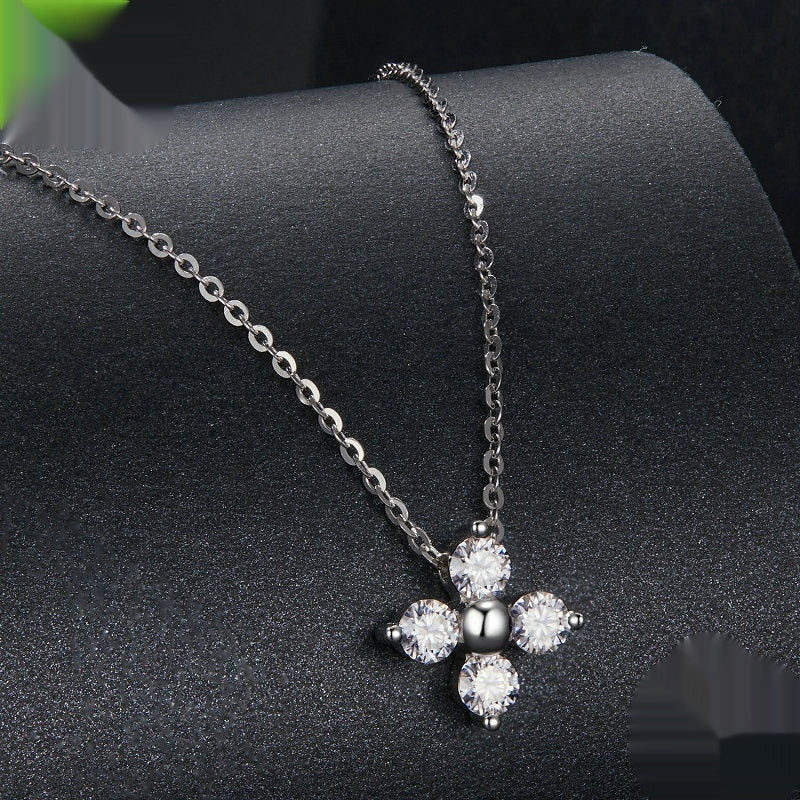 Classic  Light Luxury Lucky Clavicle Necklace For Women